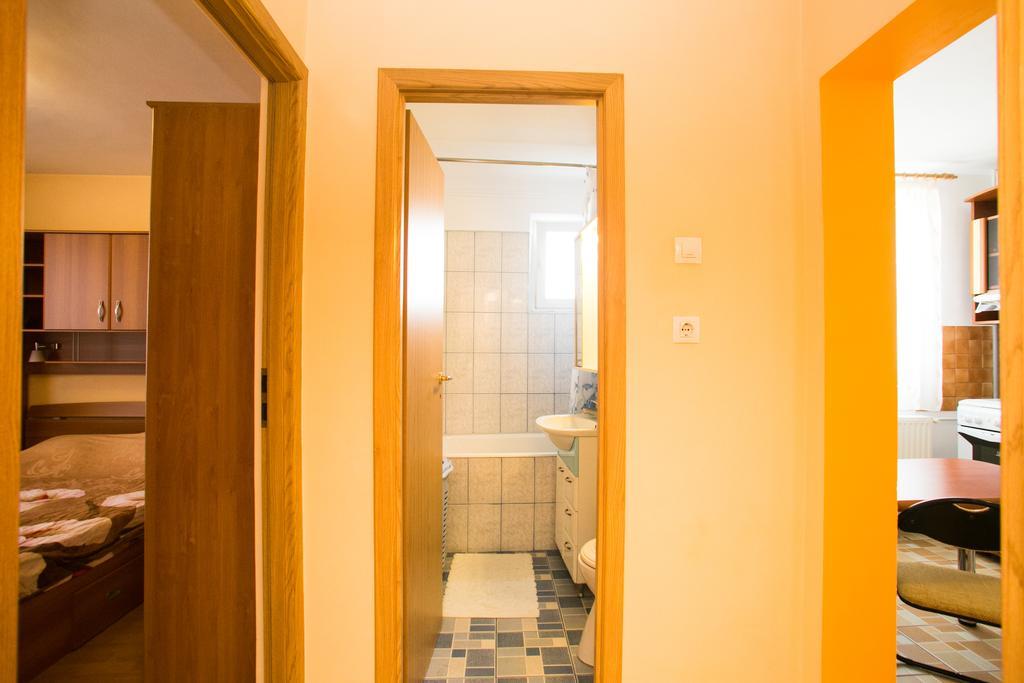 Sky Residence Bukares Ruang foto